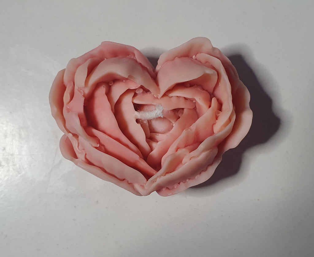 Świeca róża-serce