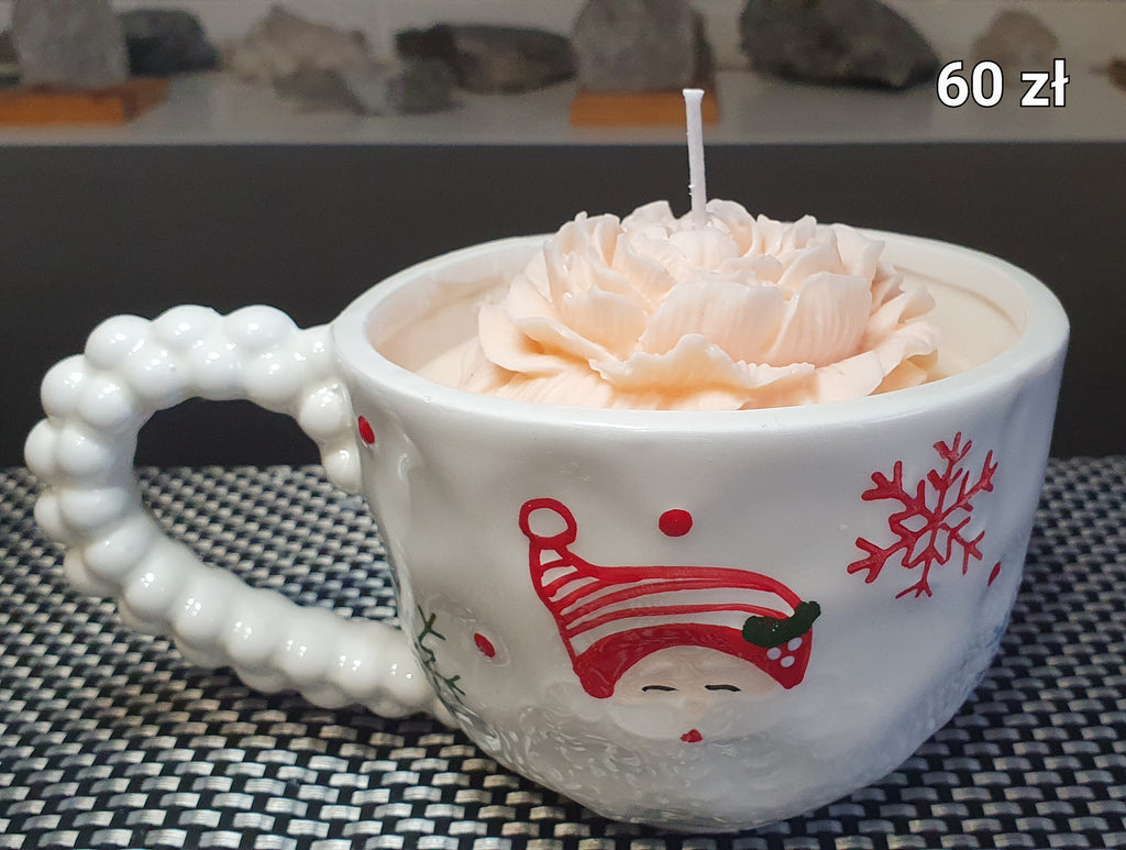 Świeca świąteczny kubek z kwiatem peonii