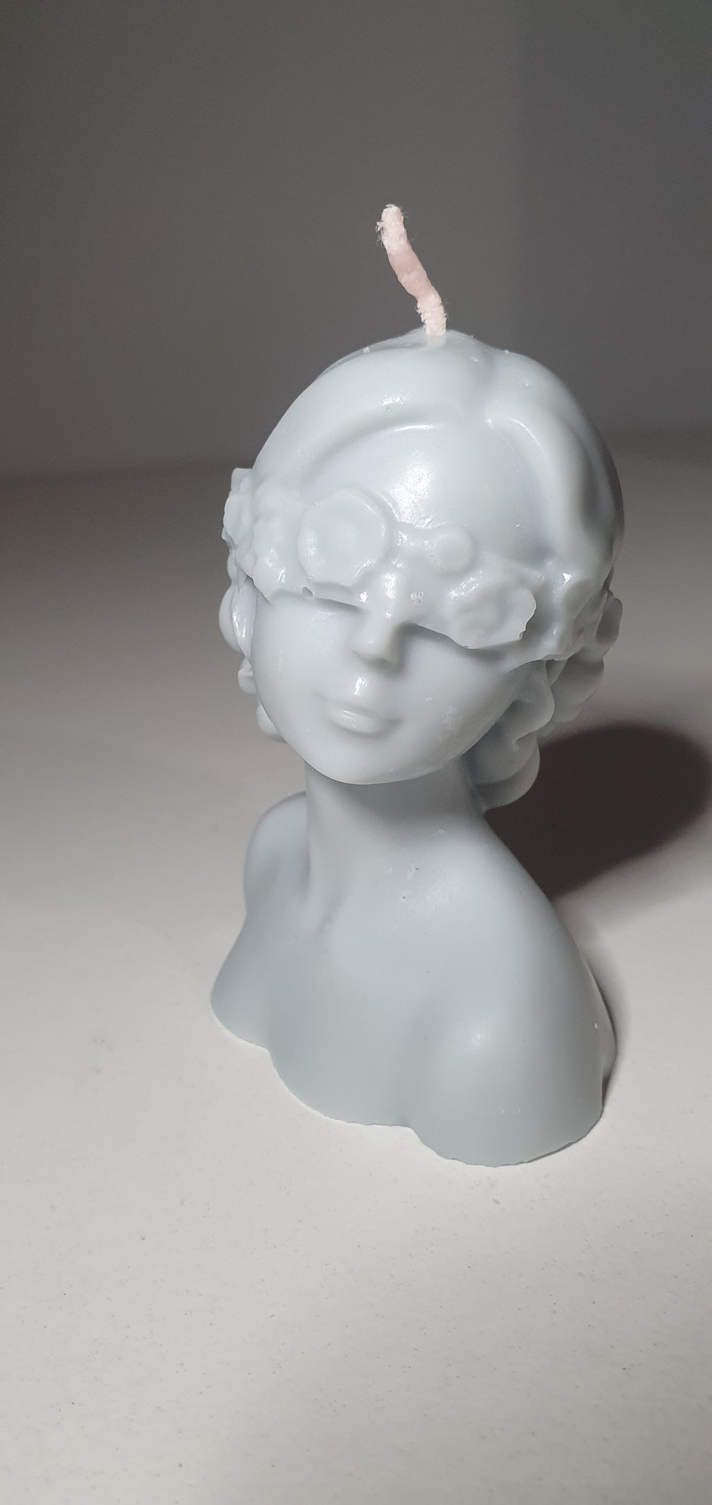 Świeca popiersie kobiety