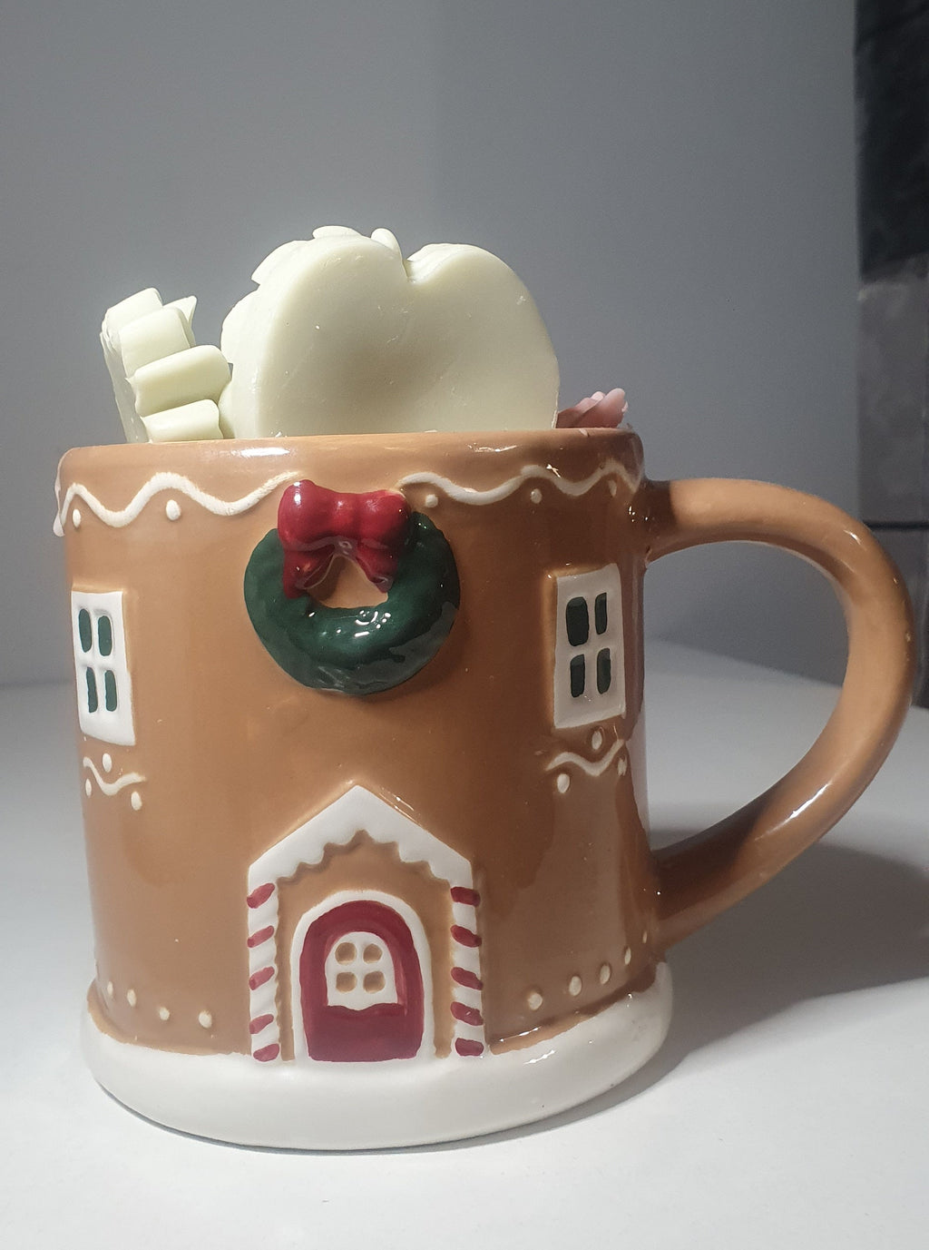 Kubek świąteczny domek