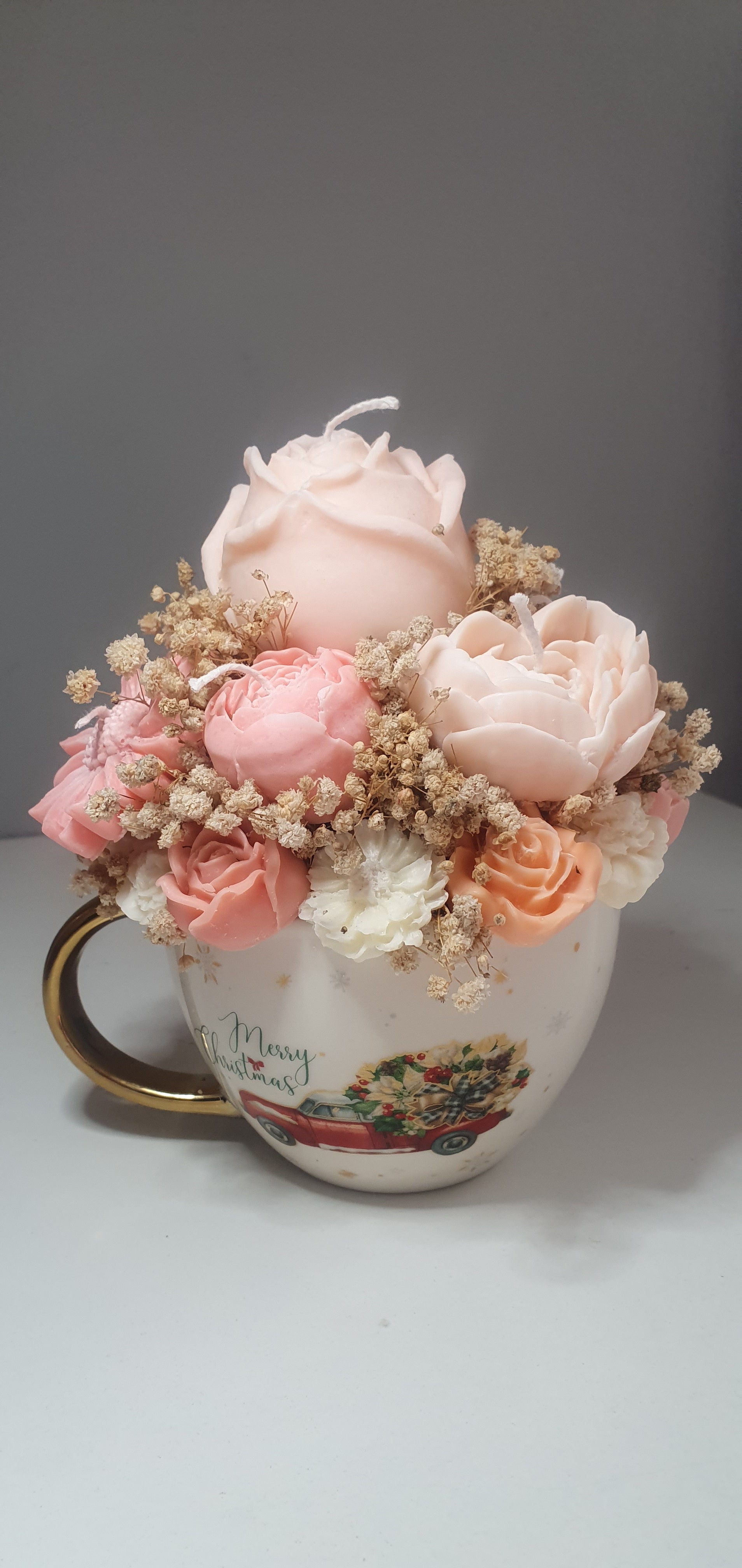 Kubek świąteczny z kwiatami