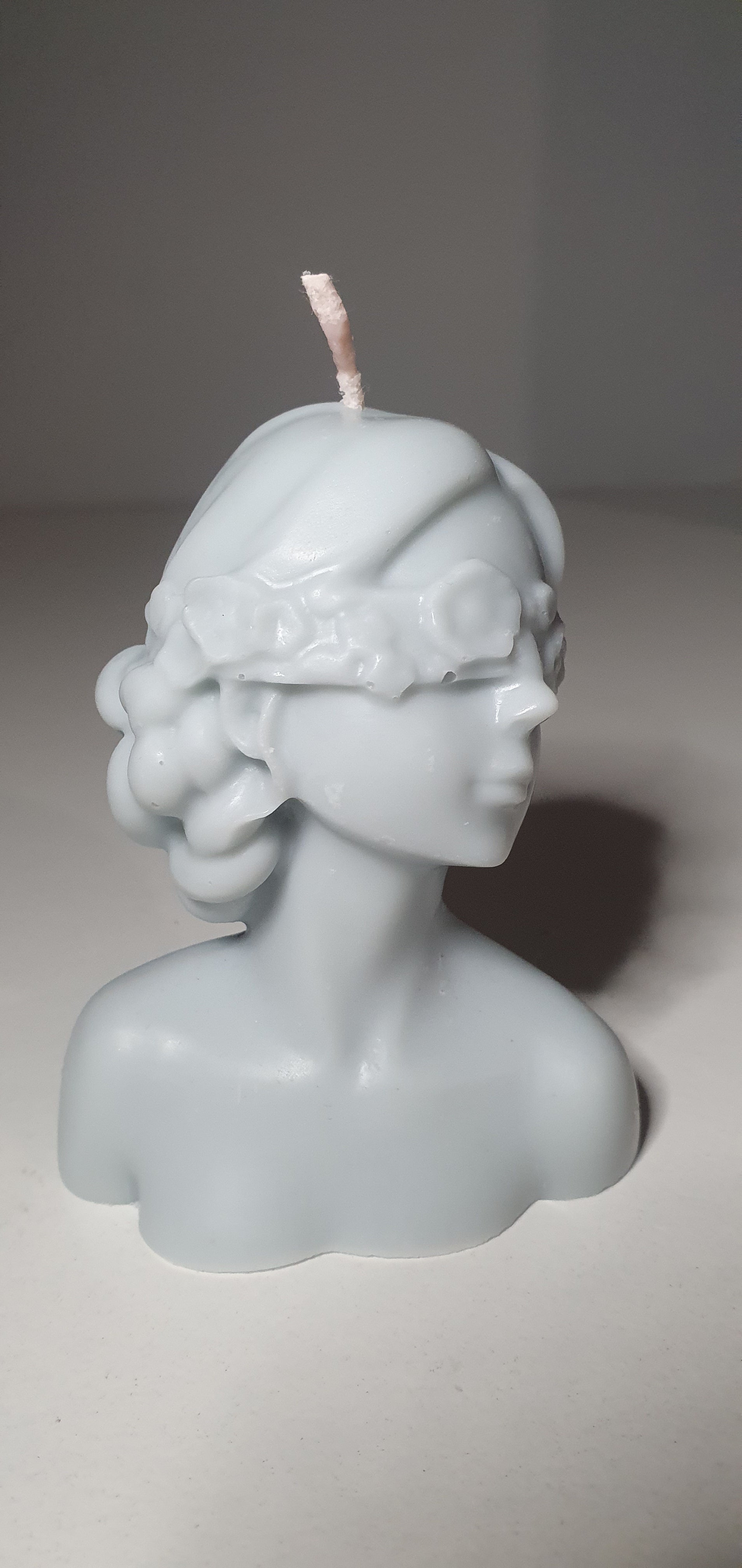 Świeca popiersie kobiety