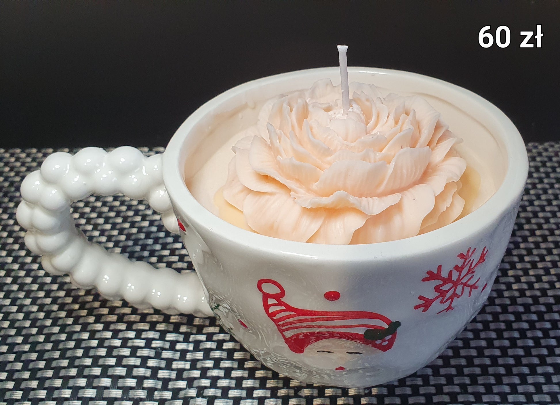 Świeca świąteczny kubek z kwiatem peonii